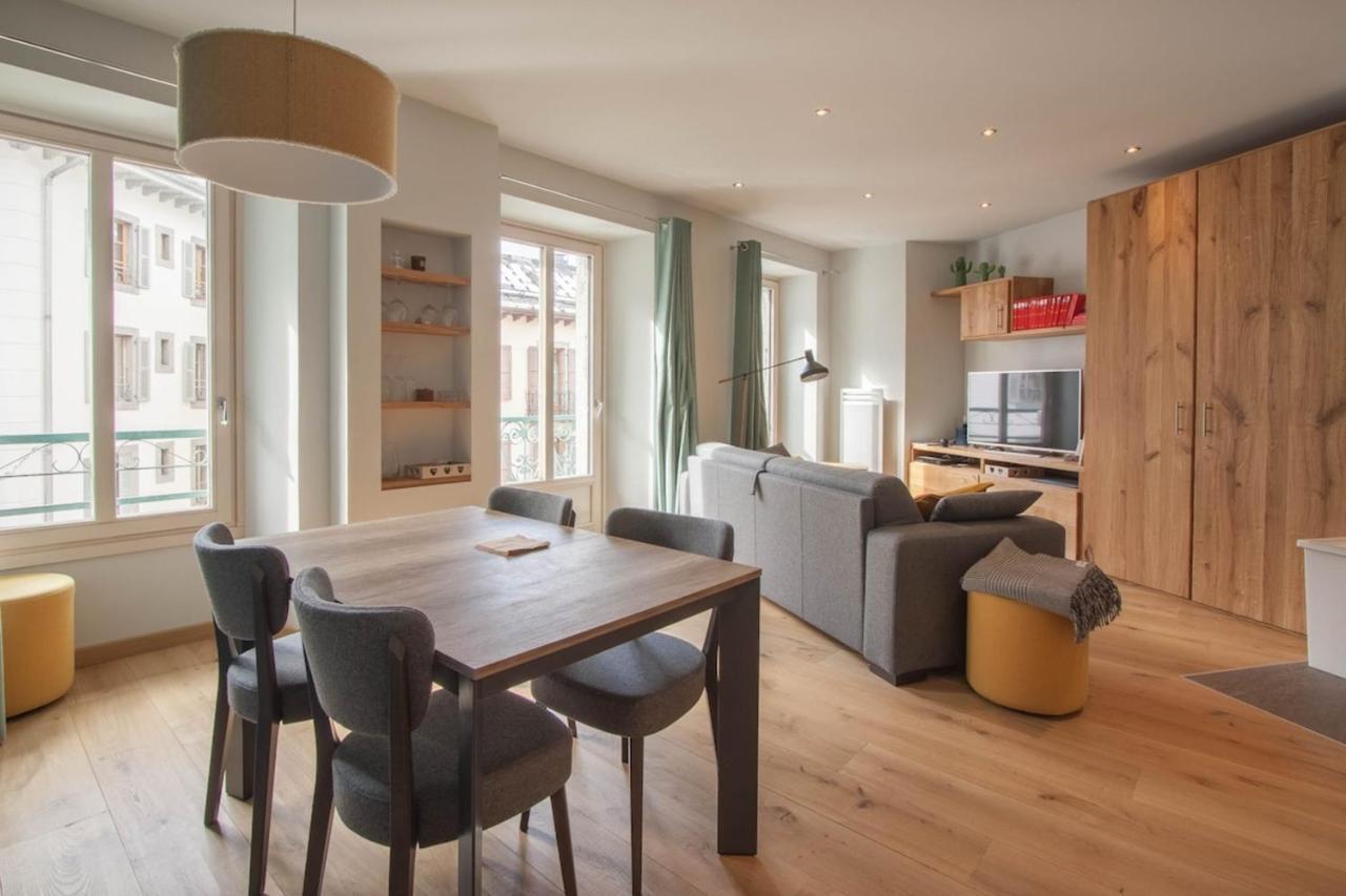 Les Aiguilles- Town Centre Luxury 2 Bedroom Apartment Chamonix Exteriör bild